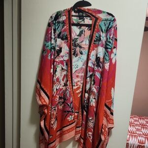 Vince Camuto Multicolor Floral Kimono